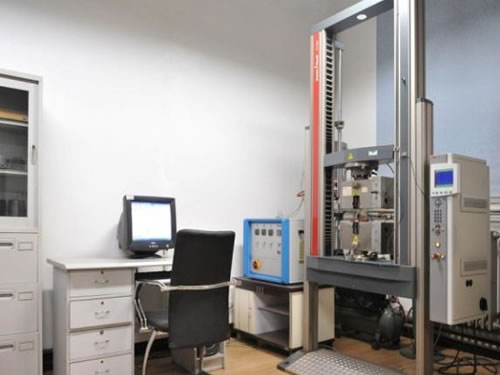 Electronic tensile testing machine